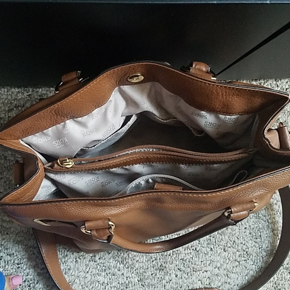 Michael Kors Large Hamilton Tote/Satchel - Picture 2 of 9